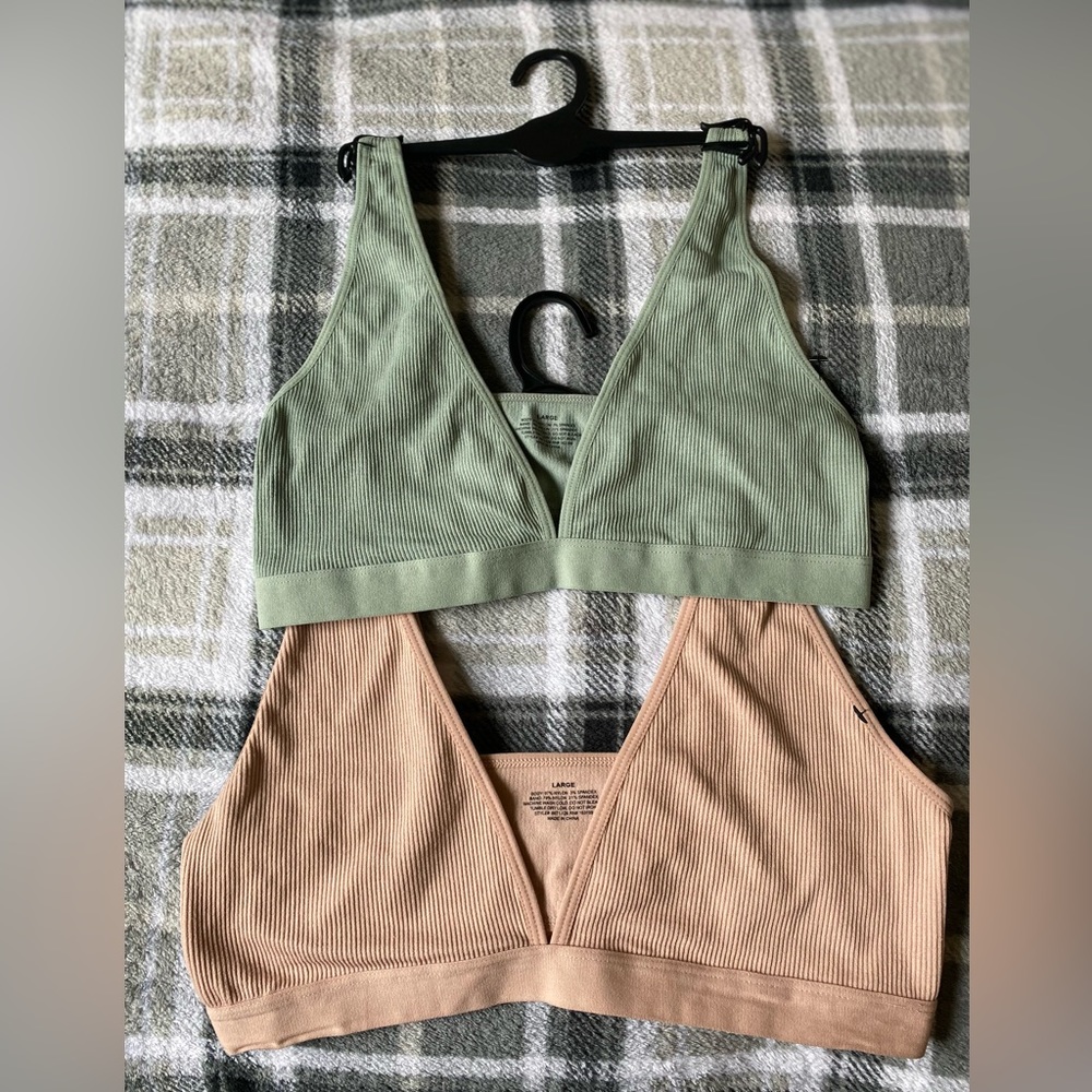Seamless bralette